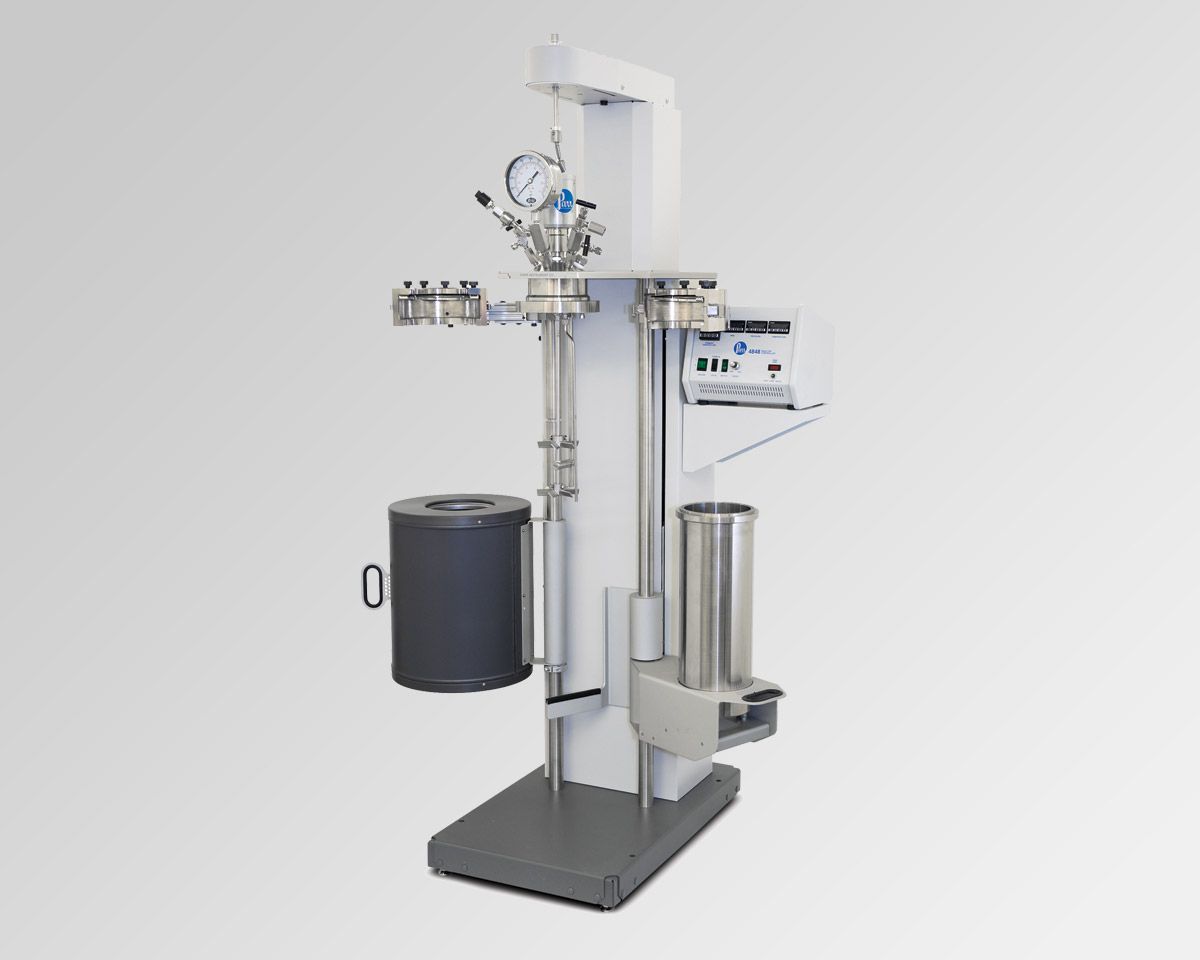 Serie 4550 - Reattori agitati da 3.75 a 7.5 L